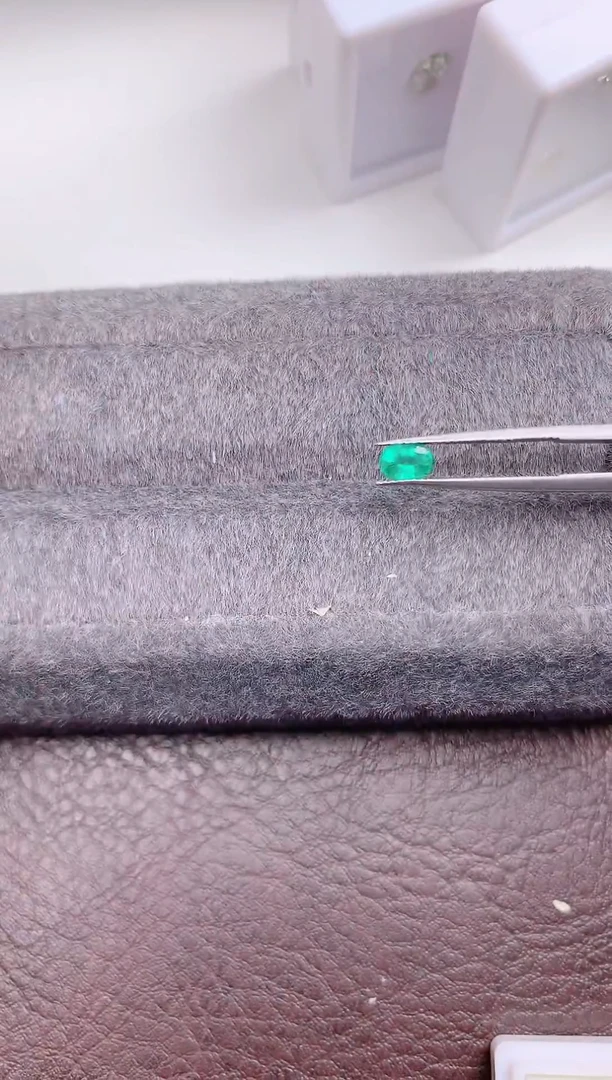 裸石祖母绿0.6ct