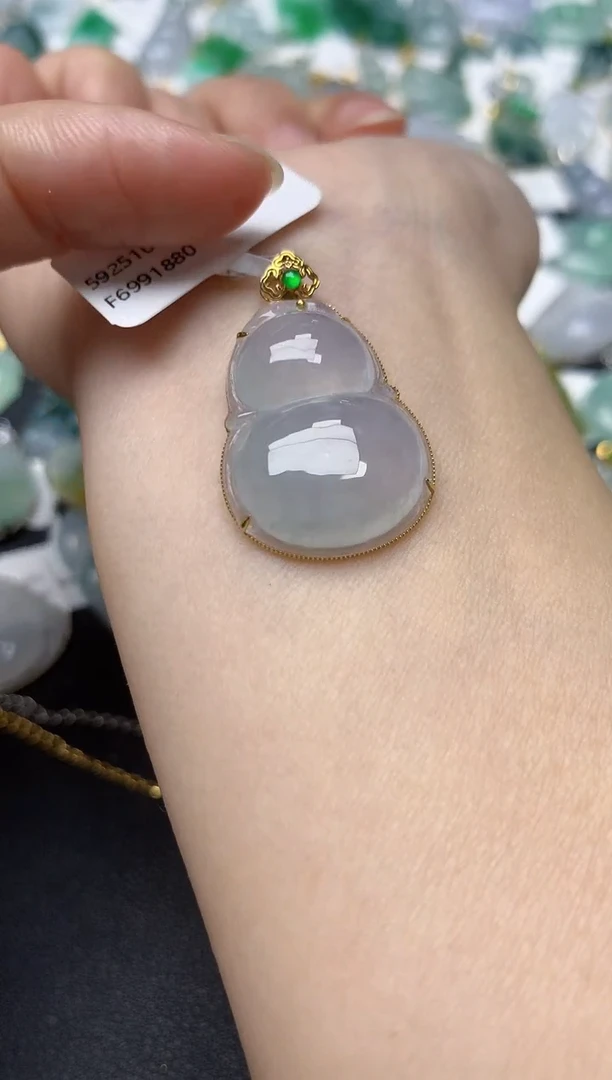 颈饰18K金镶嵌翡翠天然缅甸A货翡翠