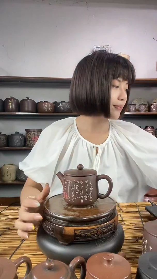 建水紫陶微瑕手工彩填壶