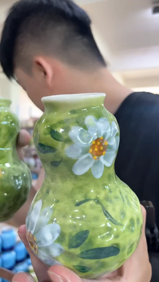 陶瓷26-218口径4高度13 1-2误差到手随机一个颜色不指定不止这些
