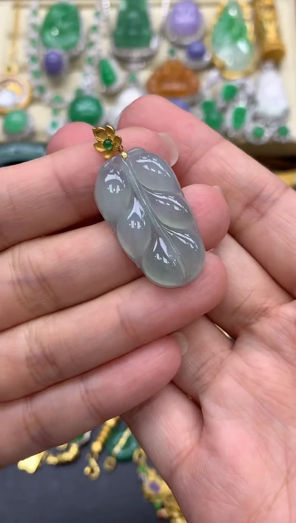 翡翠18K金镶嵌颈饰67-中国好珍宝