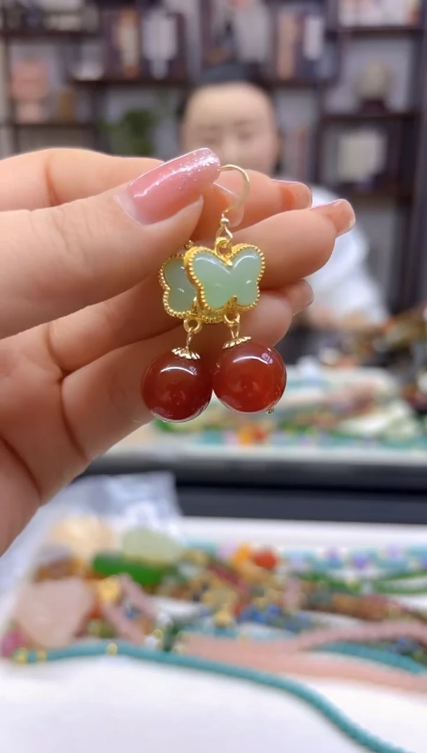 【闪购商品】玛瑙/玉髓耳坠14K金镶嵌E540