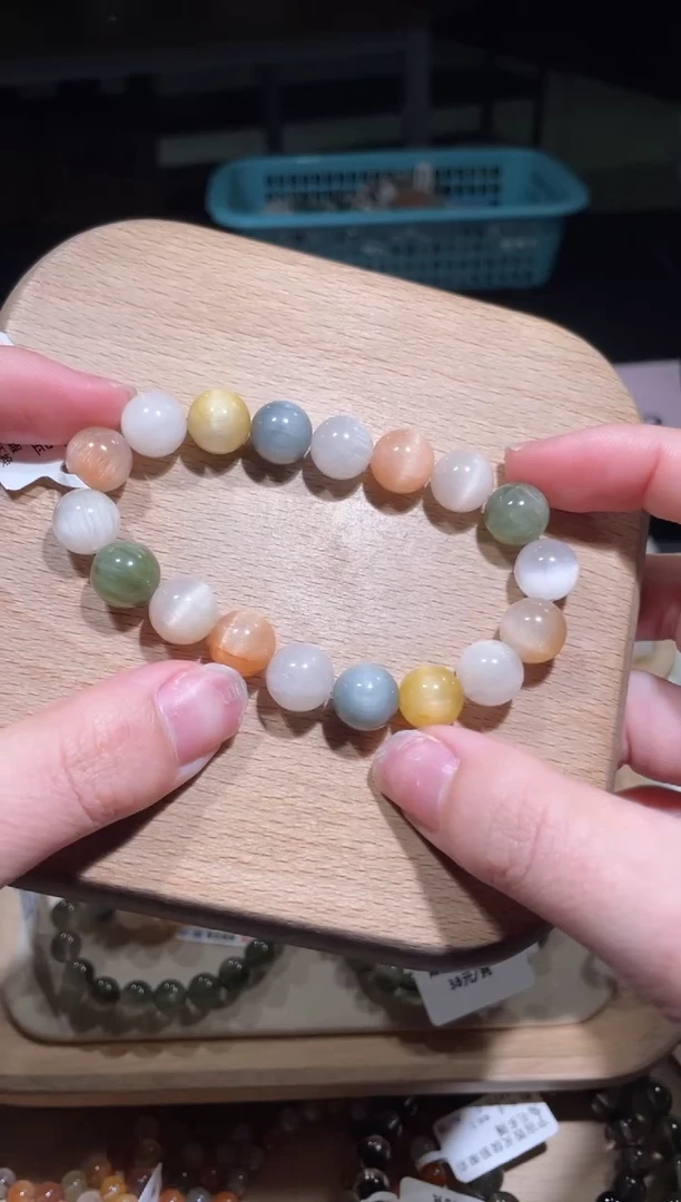 【闪购商品】水晶手链未镶嵌34号多性样发一H 11+