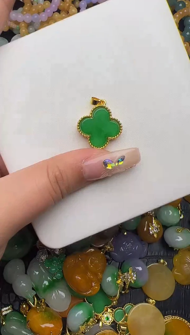 翡翠未镶嵌颈饰天然缅甸翡翠吊坠