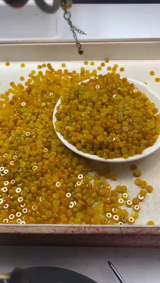 【闪购商品】翡翠颈饰未镶嵌w1491黄翡算盘6*3mm*30颗