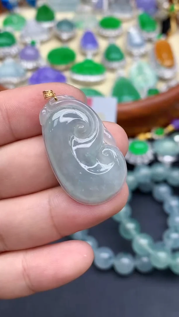 颈饰18K金镶嵌翡翠258-中国好珍宝