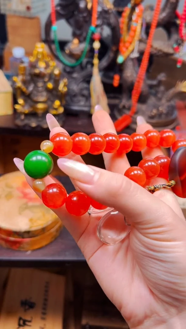 和田玉未镶嵌颈饰安哥精品优选链接b173