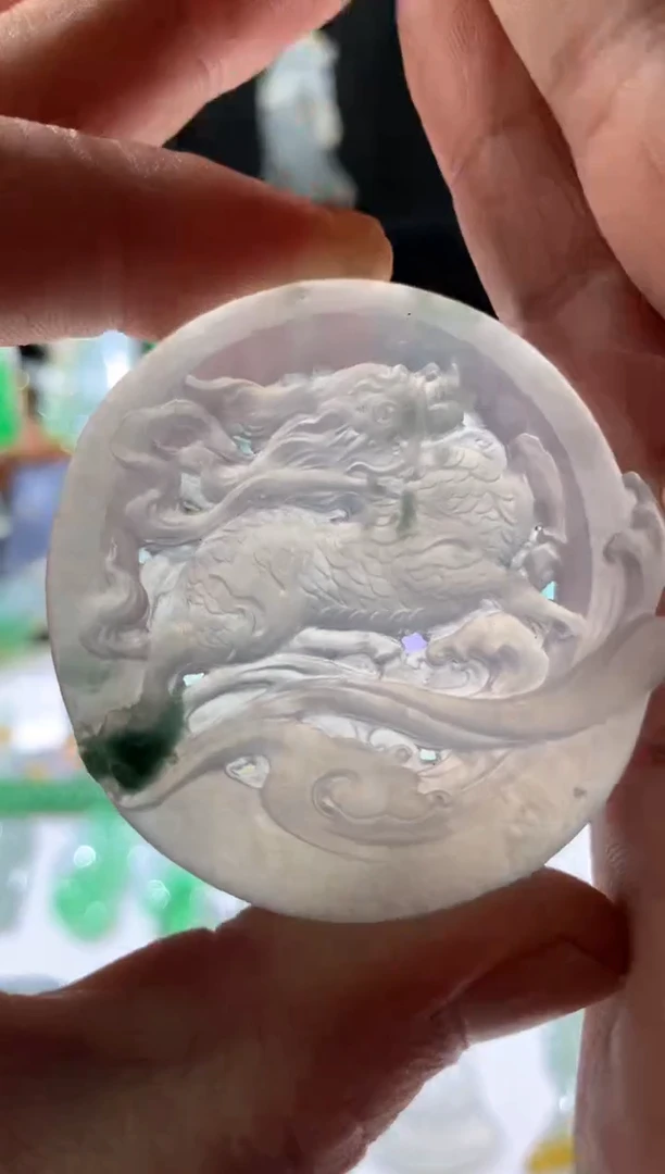 未镶嵌定制翡翠天然翡翠吊坠