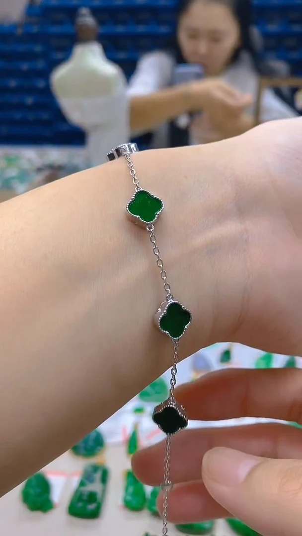 颈饰未镶嵌翡翠新号开播 全场乱卖