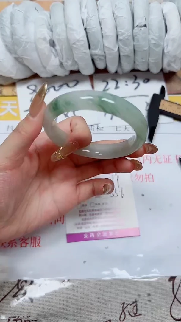 【闪购商品】石英质玉手镯未镶嵌K218-55.6