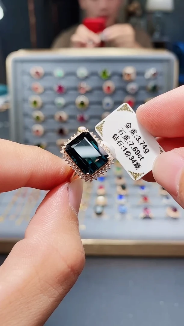 18K金镶嵌戒指碧玺7.69.