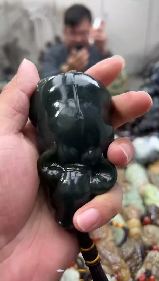【闪购商品】和田玉把件未镶嵌258