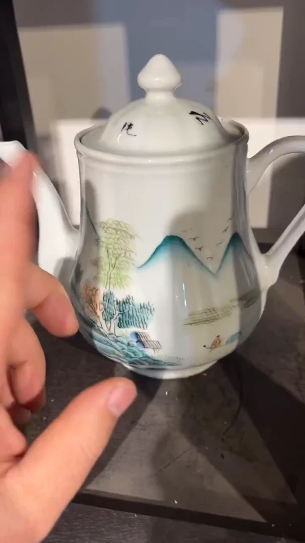 摆件瓷摆件瓷摆件山水壶