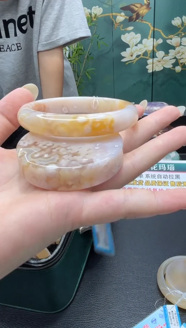 未镶嵌手镯石英质玉A612(59圈赠送镯心)
