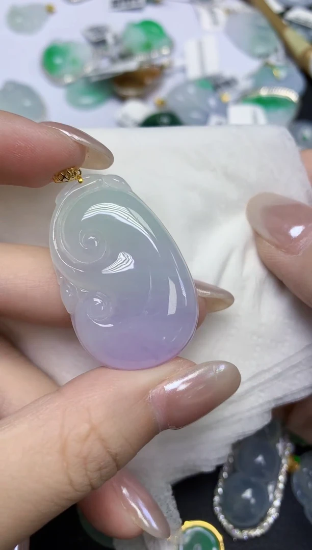 颈饰18K金镶嵌翡翠天然缅甸翡翠A货百元以上9元证书费自理