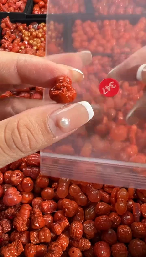 颈饰未镶嵌南红玛瑙1