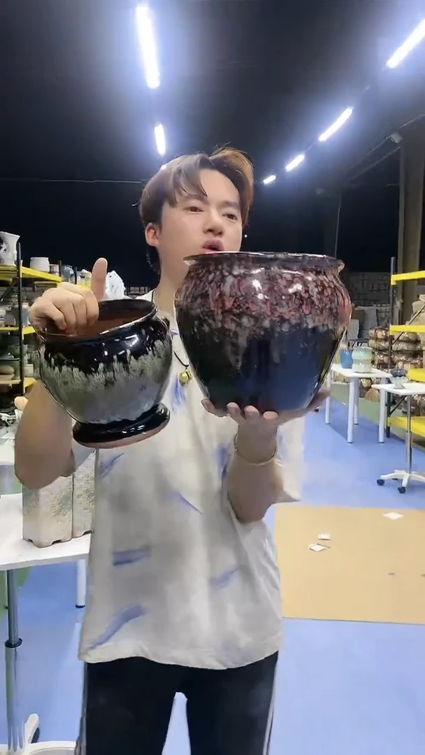 宜兴紫砂粗陶花瓶