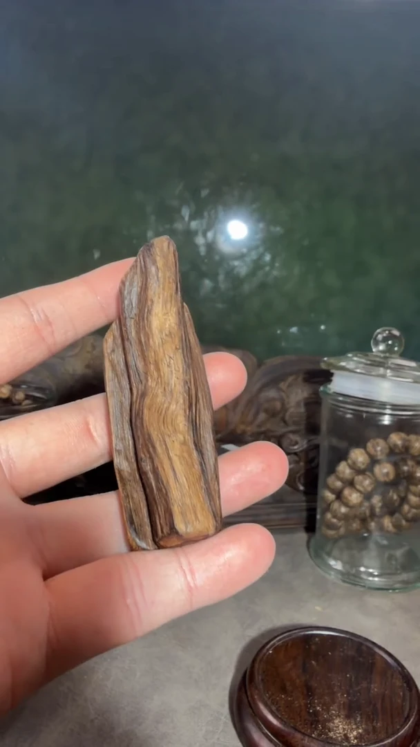 沉香手把件多样性发一