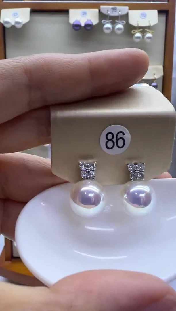 银S925镶嵌耳饰淡水珍珠86