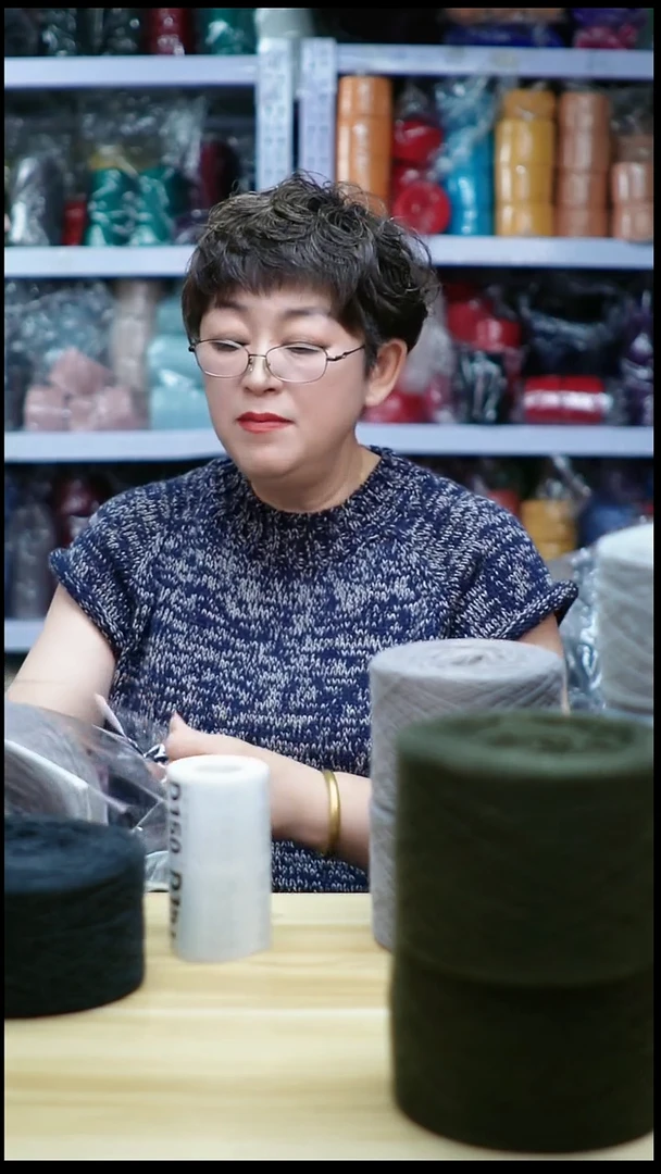 羊毛欢姐手编线D150