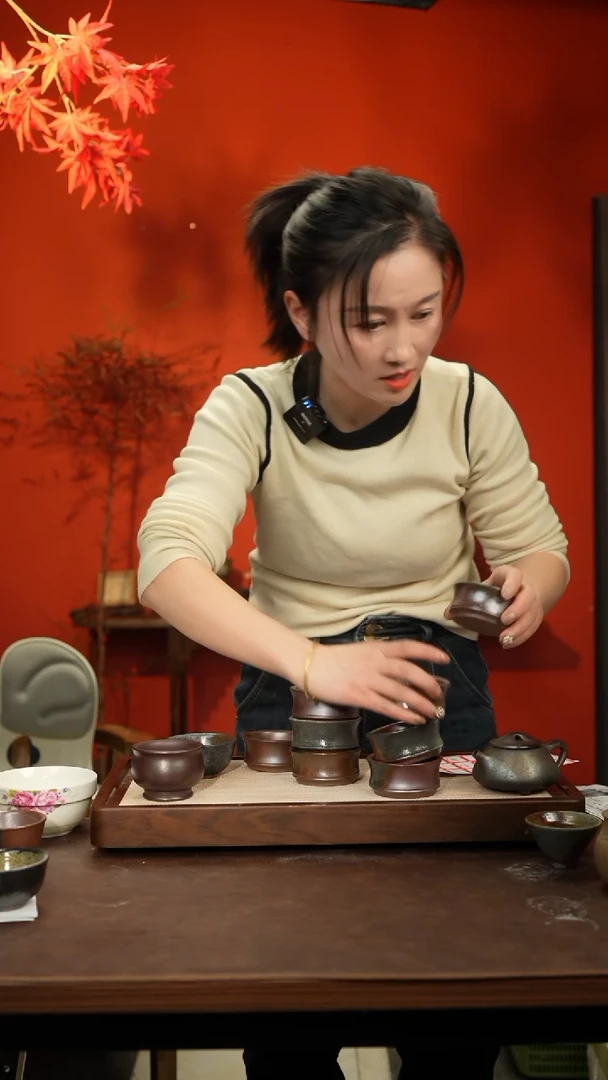 【闪购商品】紫砂茶壶柴烧客杯4只一套42号