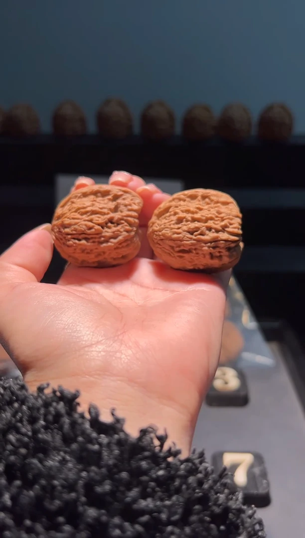 吊坠文玩核桃听*语58福利对南疆石