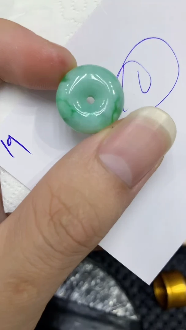 颈饰未镶嵌翡翠缅甸A货翡翠