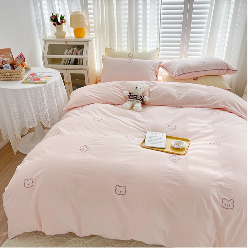 全棉水洗棉刺绣小熊四件套