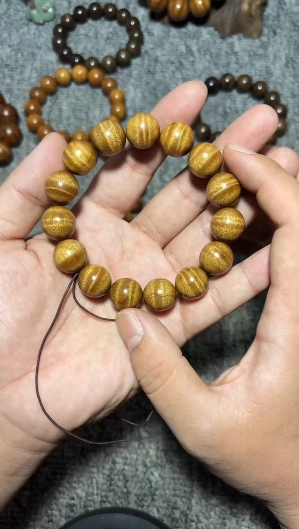 手串/手链楠木（金丝楠）枯木老料1.5水波纹240
