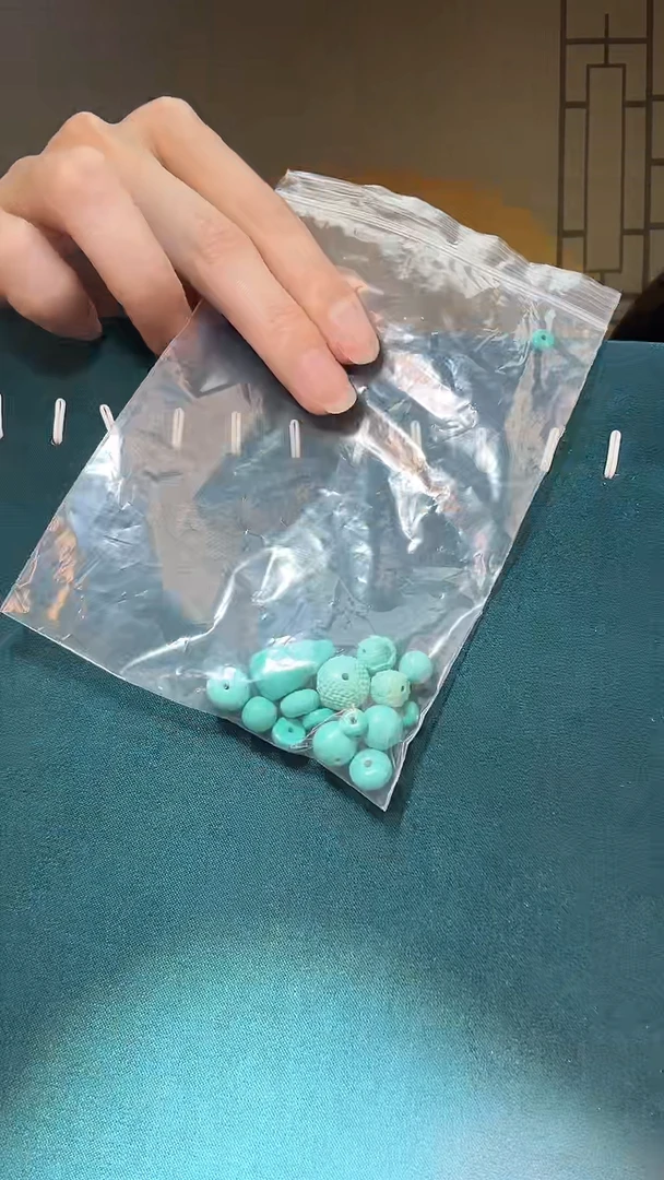 【闪购商品】琥珀裸石未镶嵌配饰