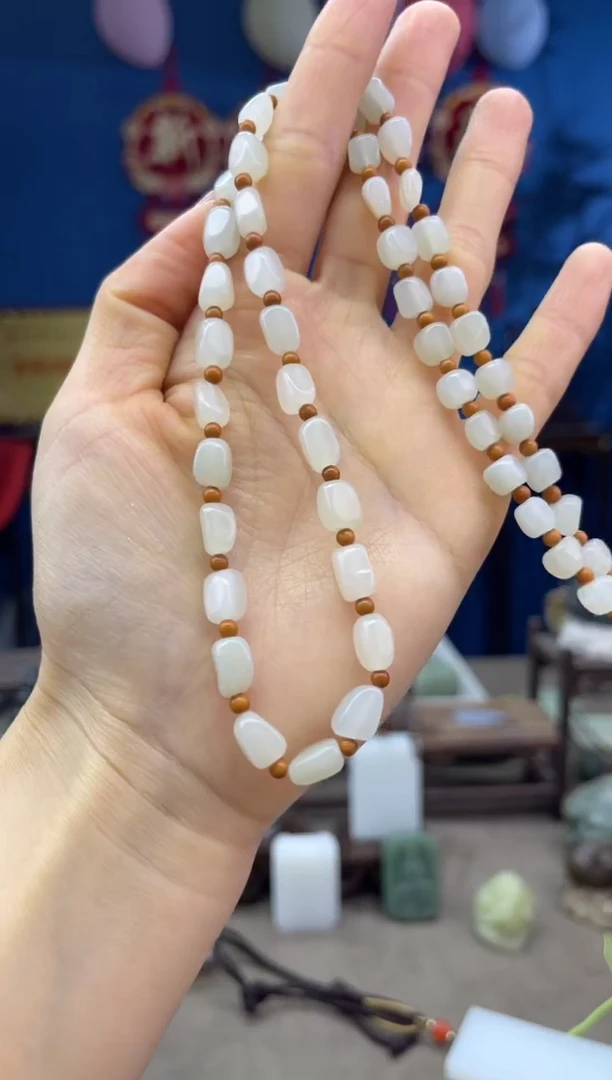 【闪购商品】和田玉颈饰未镶嵌1