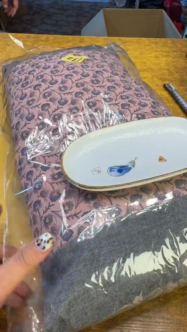 瓷器瓷器瑕疵破破132