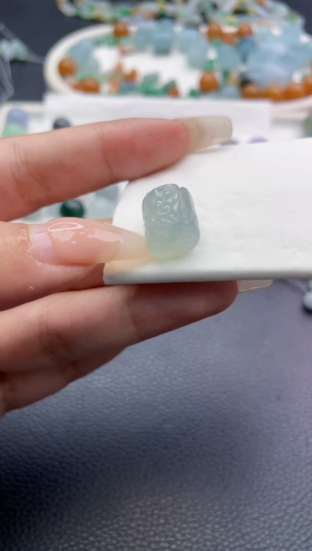 【闪购商品】定制翡翠未镶嵌644311111