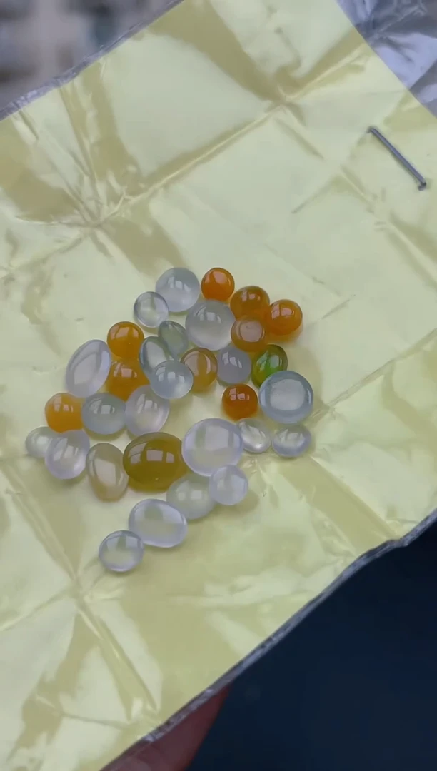 未镶嵌定制翡翠天然翡翠蛋面