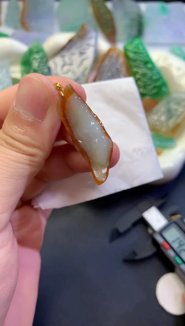 翡翠18K金镶嵌吊坠(不含链)4221