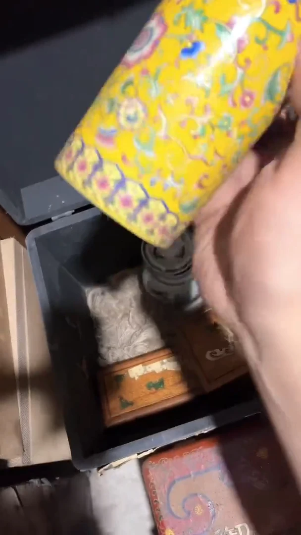 木闪电购链接精品摆件笔筒