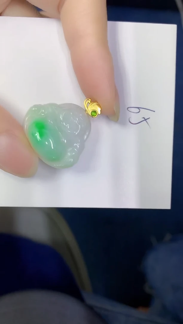 颈饰未镶嵌翡翠缅甸天然翡翠A货