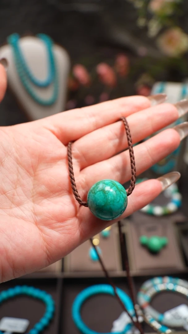 未镶嵌绿松石颈饰1