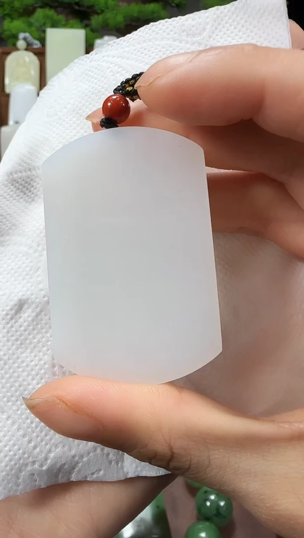 吊坠(赠链)未镶嵌和田玉H无事牌多样性发货发其一