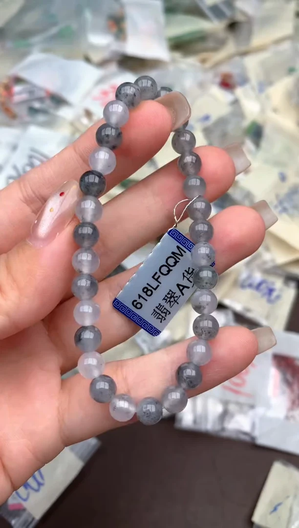 未镶嵌挂件翡翠—