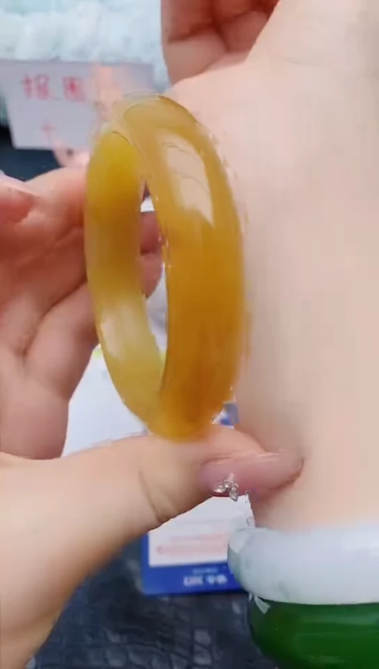 石英质玉手镯未镶嵌x116+56-57