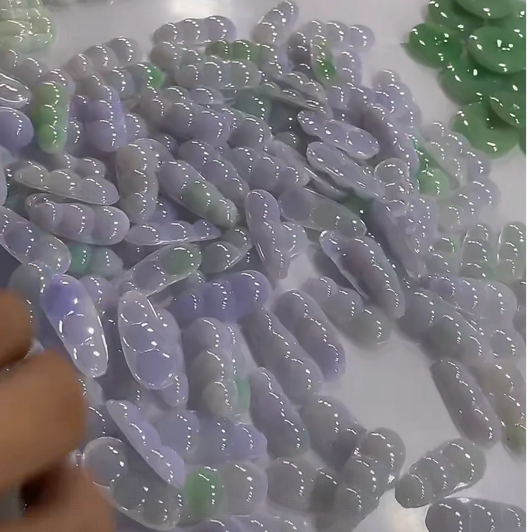 【绿庄】-2004-C527-天然A货翡翠-多样性发其一