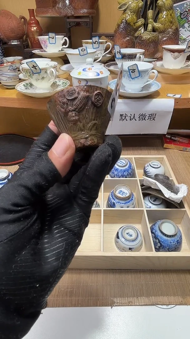 自**功中古货品默认微瑕