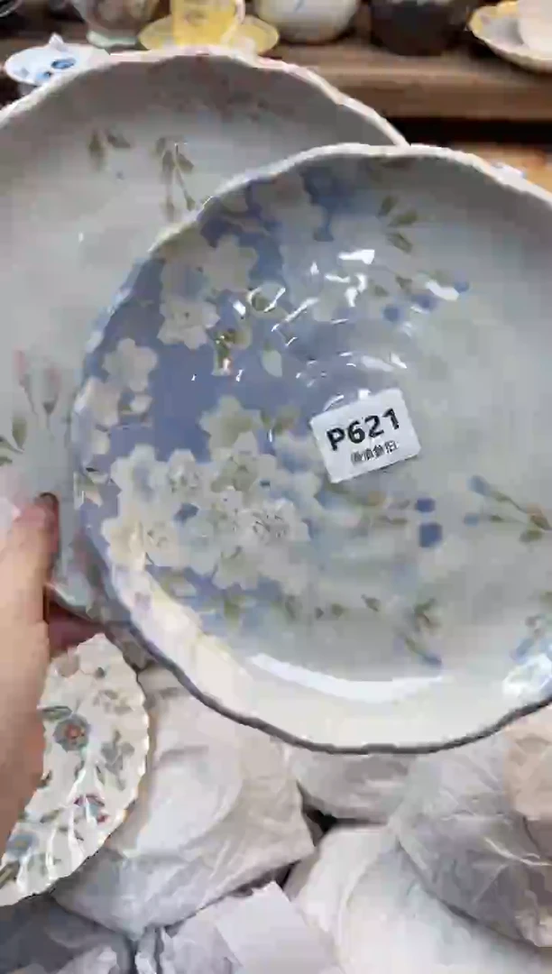 瓷片哈*兔 621