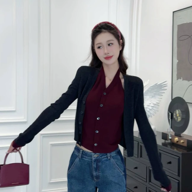 GIRDEAR/哥弟新款简约高级修身显瘦假两件撞色v领针织衫148066