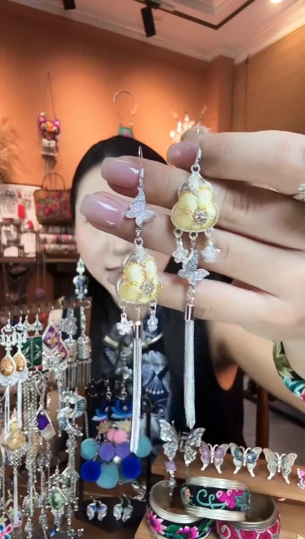 刺绣纯手工民族风耳环