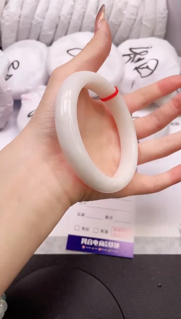 【闪购商品】和田玉手镯未镶嵌19L308-63