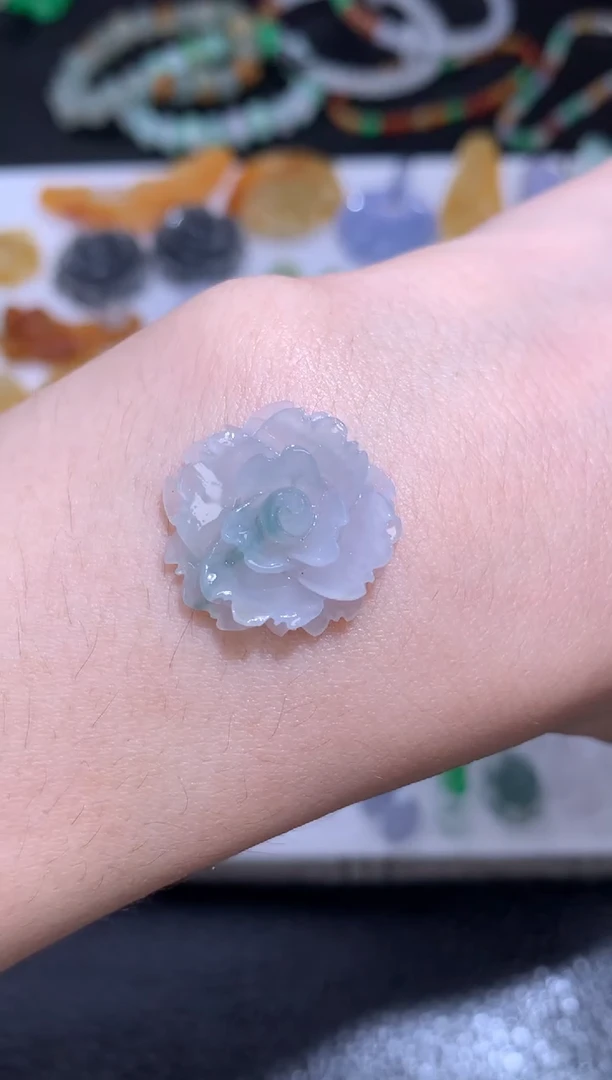 未镶嵌定制翡翠花花