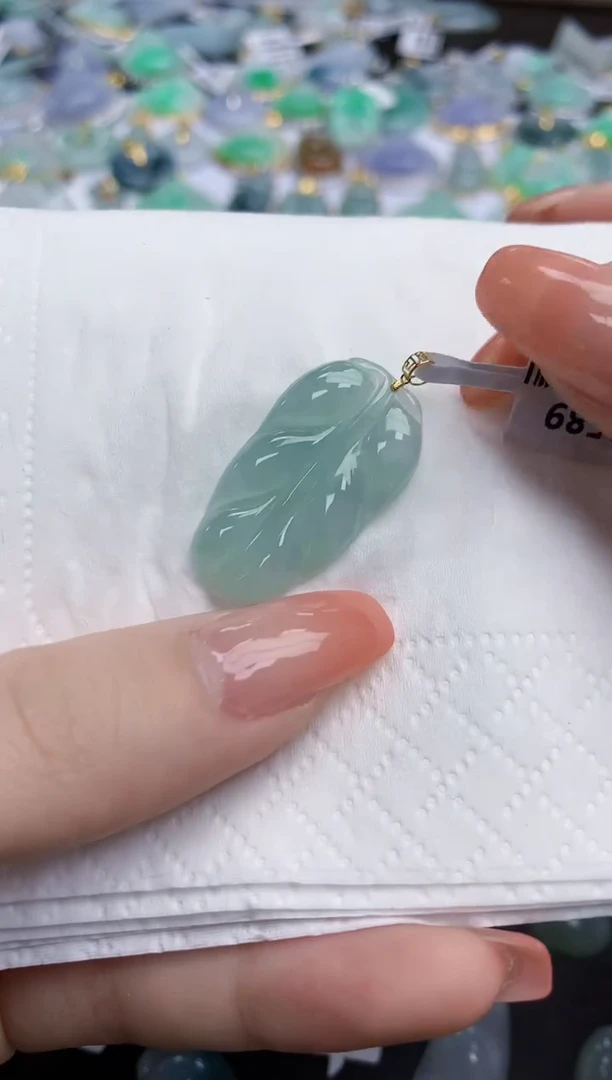 【闪购商品】翡翠颈饰18K金镶嵌天然缅甸翡翠A货