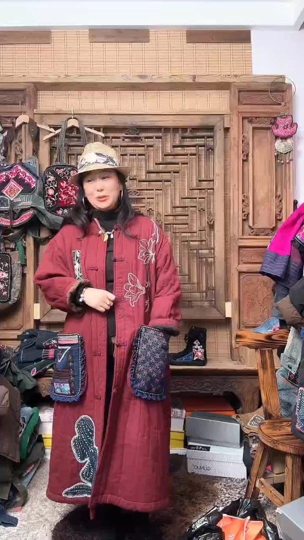 海**星老绣手工棉服